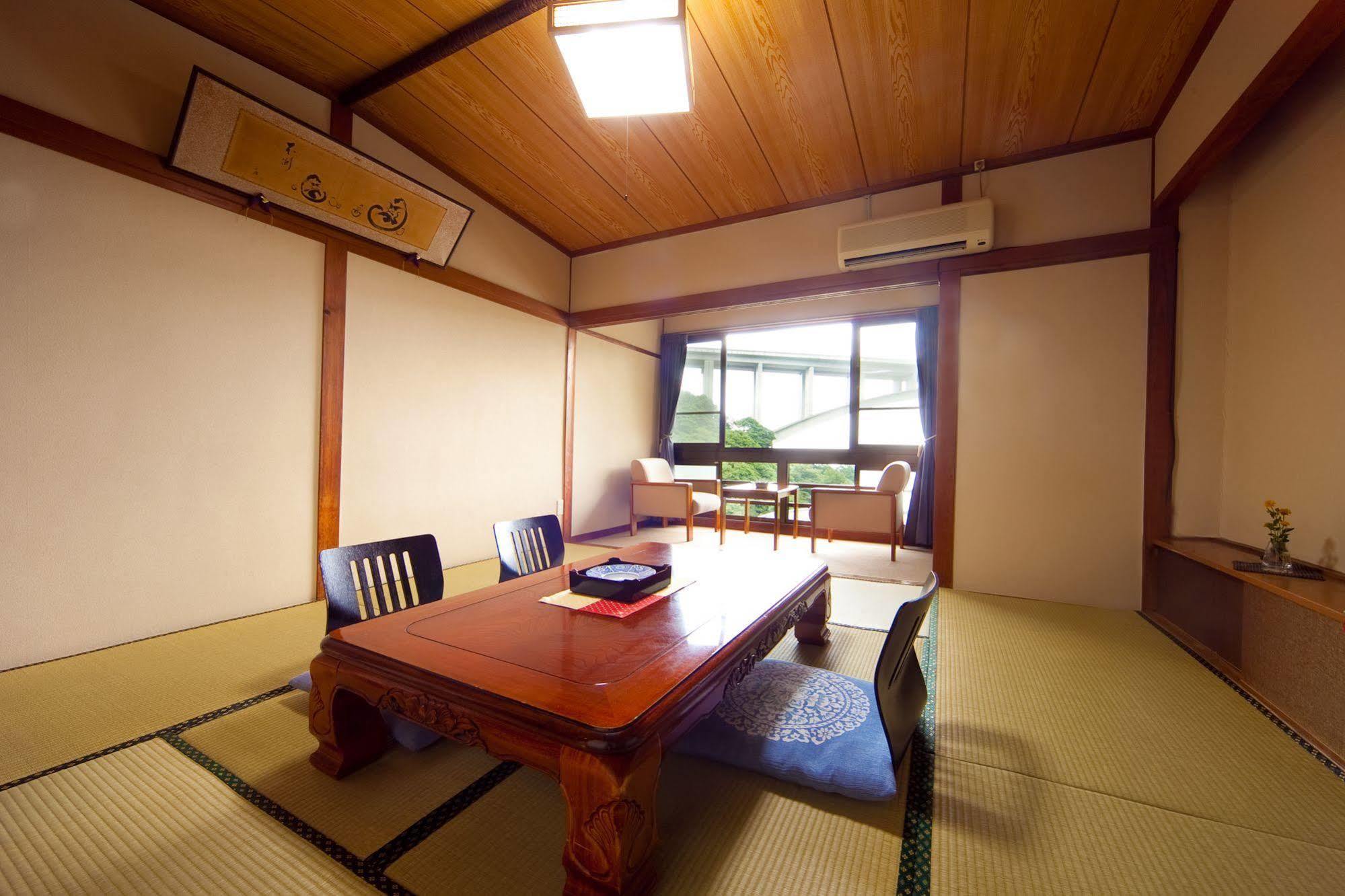 Okamotoya Hotell Beppu Eksteriør bilde